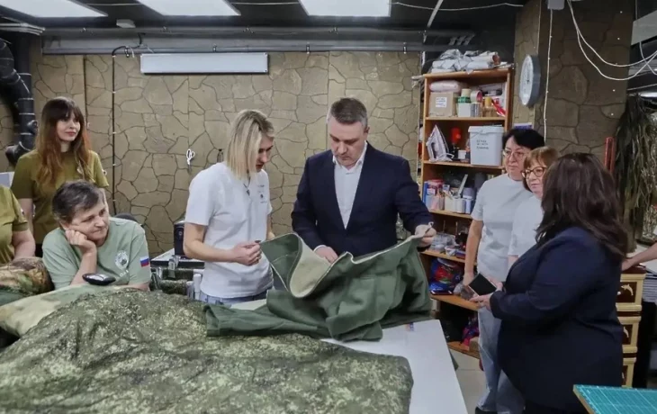 Волонтёры &laquo;ЖелеZного Тыла&raquo; сшили 1500 изделий для бойцов СВО
